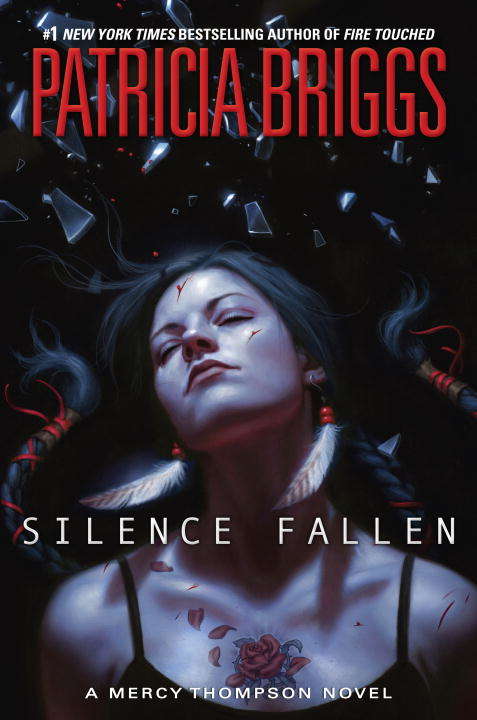 Book cover of Silence Fallen (A Mercy Thompson Novel #10)