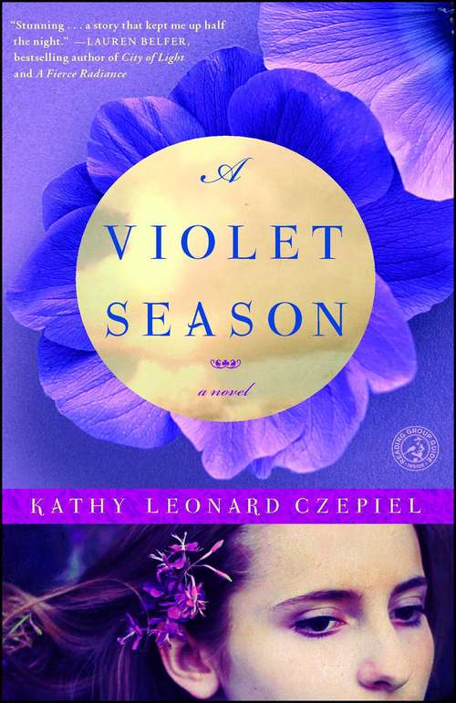 Book cover of A Violet Season