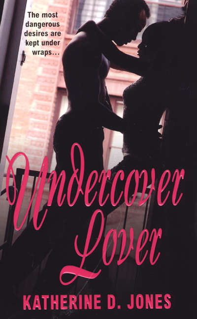 Book cover of Undercover Lover