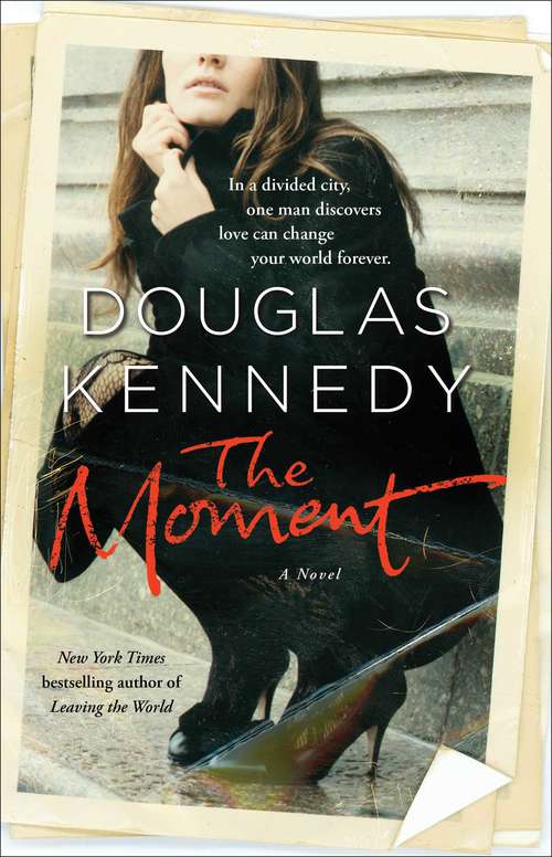 Book cover of The Moment