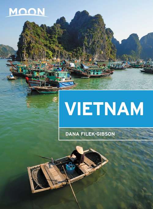 Book cover of Moon Vietnam (2) (Travel Guide)
