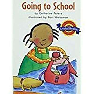 Book cover of Going to School [Kindergarten]