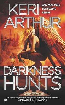 Book cover of Darkness Hunts