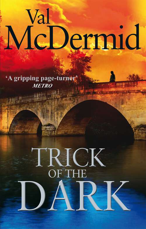 Book cover of Trick Of The Dark: An ambitious, pulse-racing read from the international bestseller