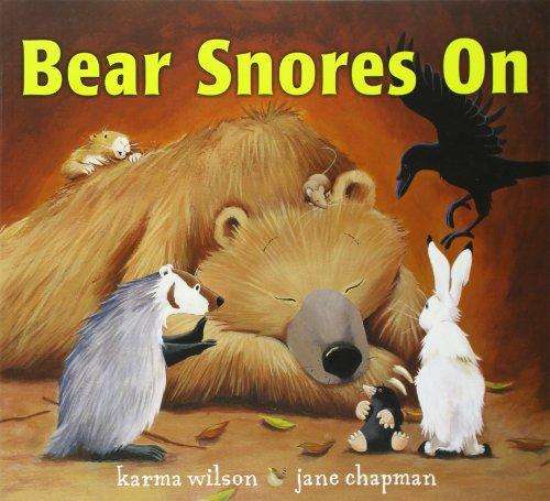 Book cover of Bear Snores On