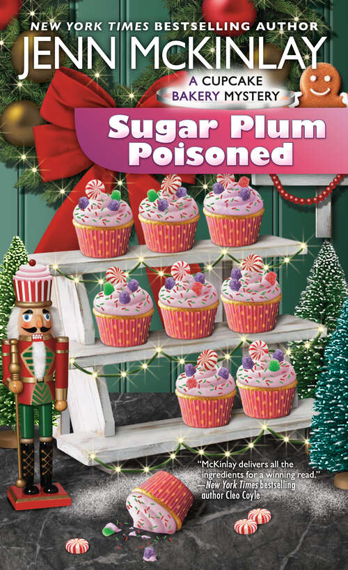 Book cover of Sugar Plum Poisoned (Cupcake Bakery Mystery #15)