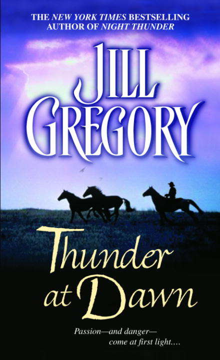 Book cover of Thunder at Dawn