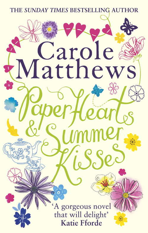 Book cover of Paper Hearts and Summer Kisses: The loveliest read of the year