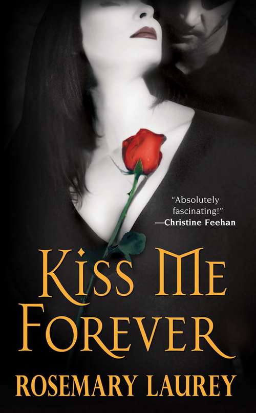 Book cover of Kiss Me Forever