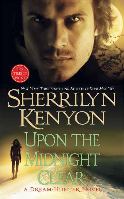 Book cover of Upon the Midnight Clear (Dark-Hunter, Book #11)