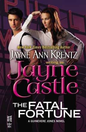 Book cover of The Fatal Fortune (A Guinevere Jones Novel #4)