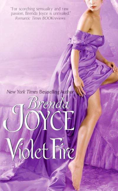 Book cover of Violet Fire