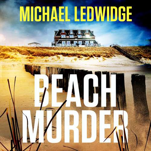 Book cover of Beach Murder: 'Incredible wealth, beach houses, murder...read this book!' JAMES PATTERSON