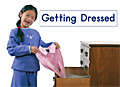 Book cover of Getting Dressed (Fountas & Pinnell LLI Green: Level A, Lesson 18)
