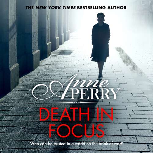 Book cover of Death in Focus (Elena Standish Book 1)