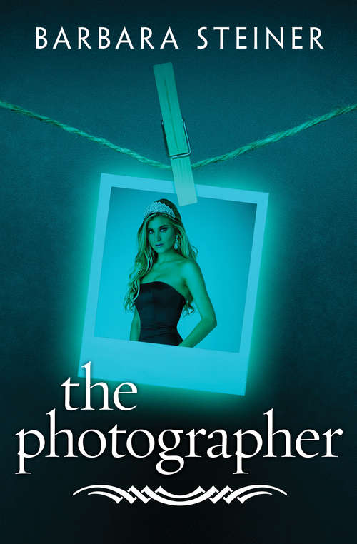 Book cover of The Photographer: The Dark Room