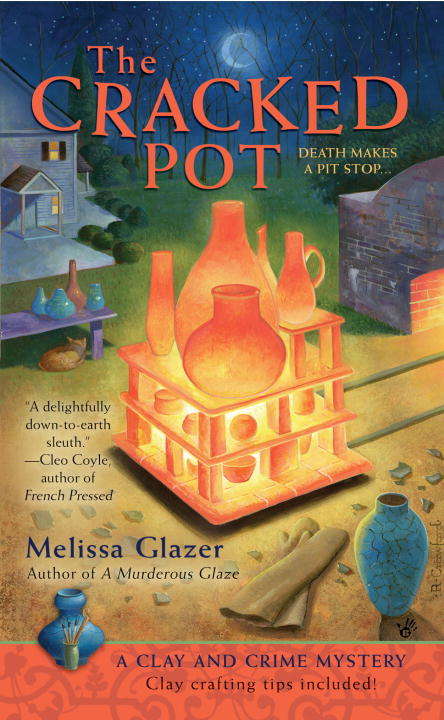 Book cover of The Cracked Pot (Clay and Crime #2)